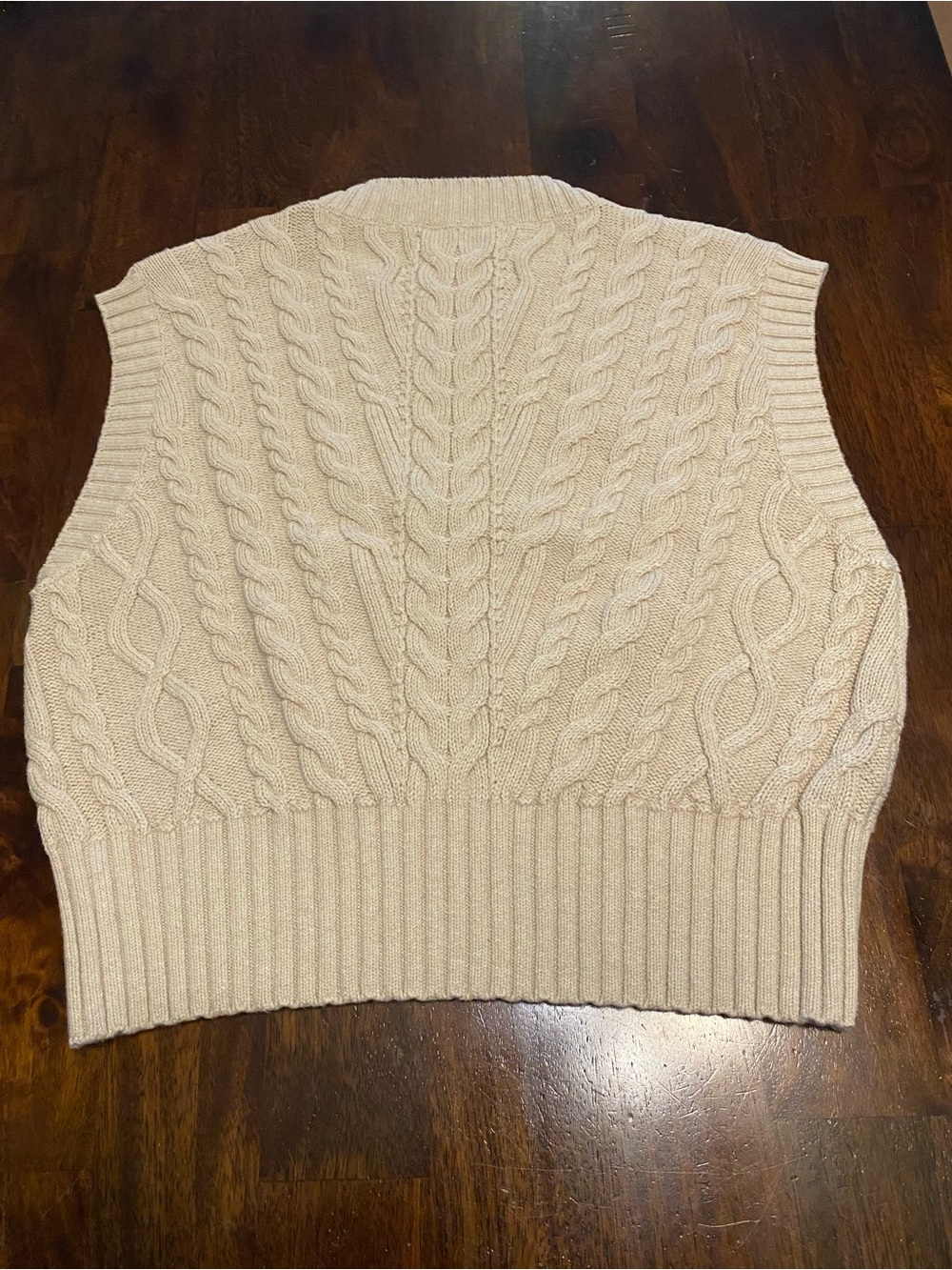 NWT LOFT Light Tan Cable Knit Sleeveless Sweater Vest with Gold Shoulder Buttons - Picture 2 of 5